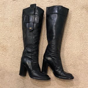 Black leather Chloe boots